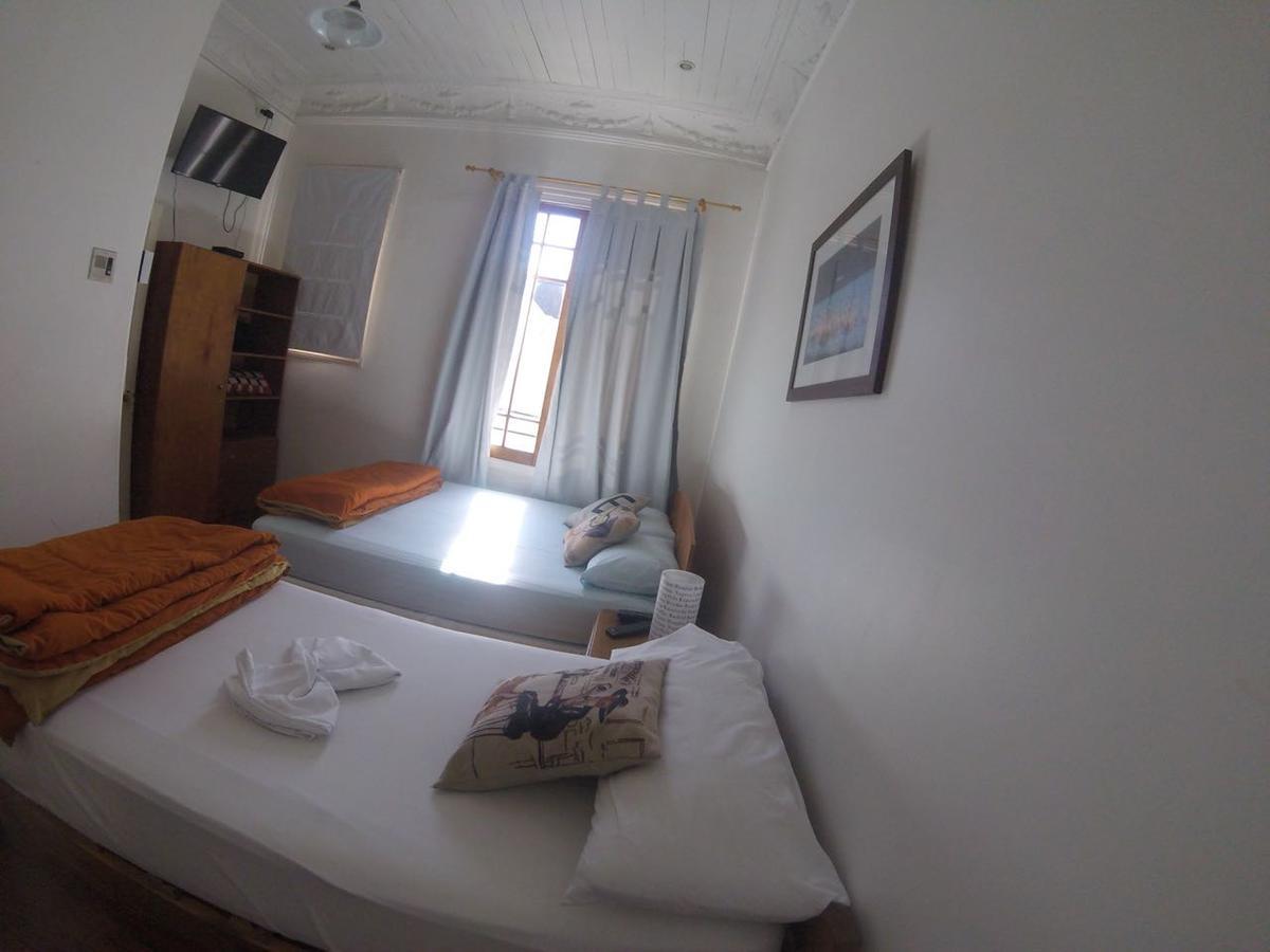 Casa Roble Hostal Boutique Сантьяго Екстер'єр фото
